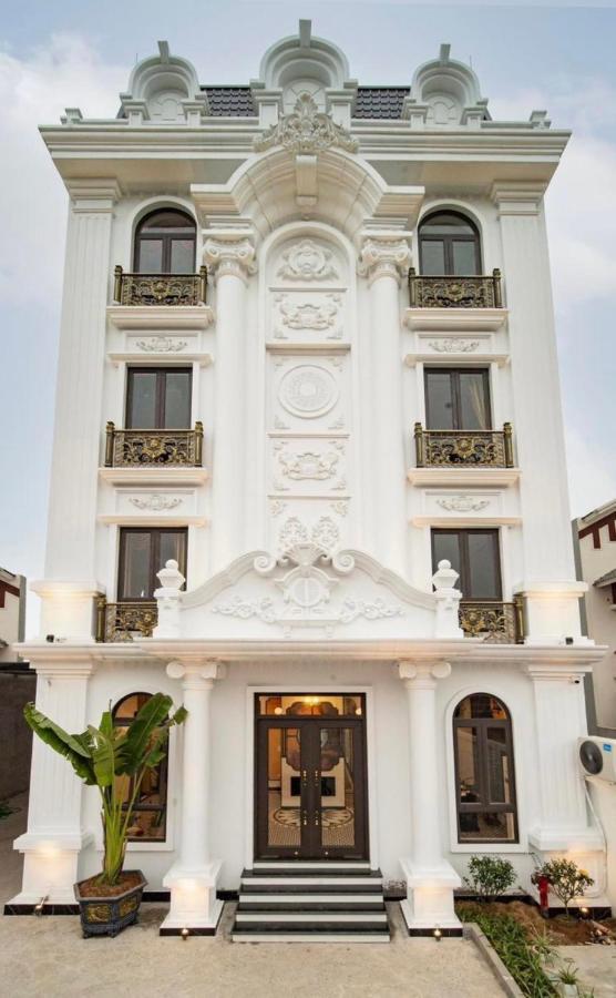 Lake Hotel Soc Son Hanoi Buitenkant foto