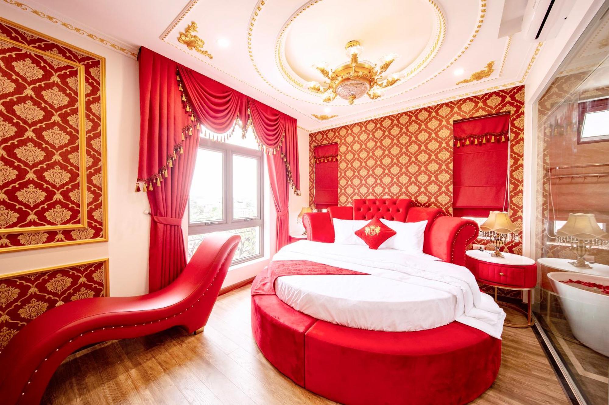 Lake Hotel Soc Son Hanoi Buitenkant foto